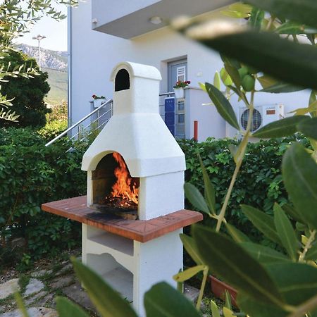 Amazing Apartment In Kastel Sucurac With Kitchen Kastela Ngoại thất bức ảnh
